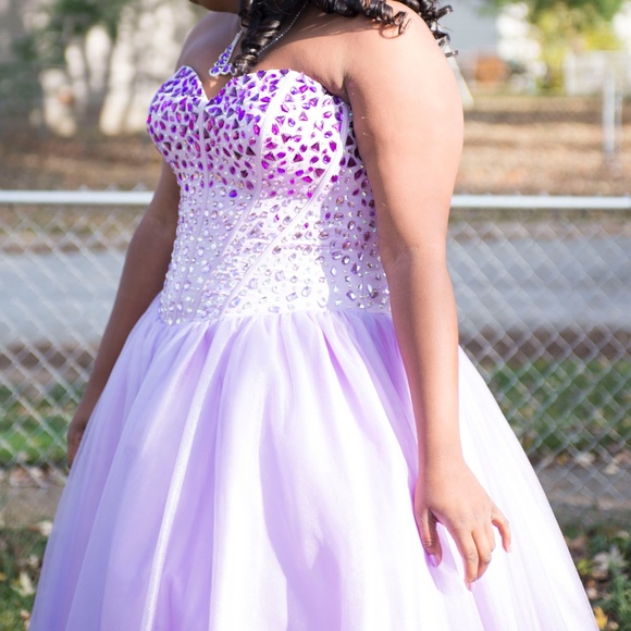 Ball gown - Picture 2 of 10